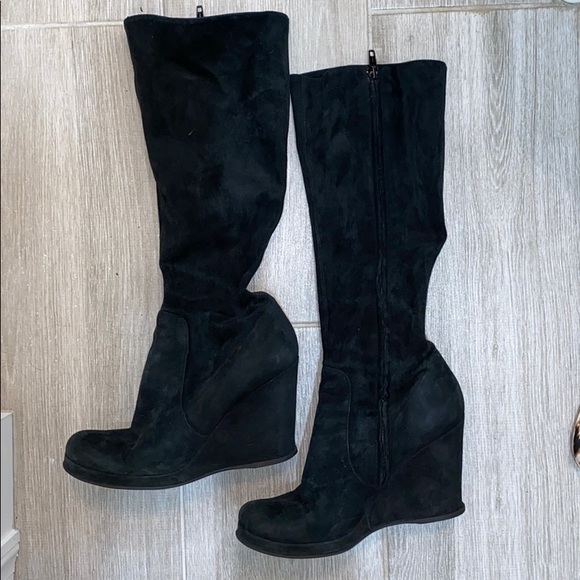 L’autre Chose Shoes - Vintage L’autre Chose Black Suede Wedge Boots